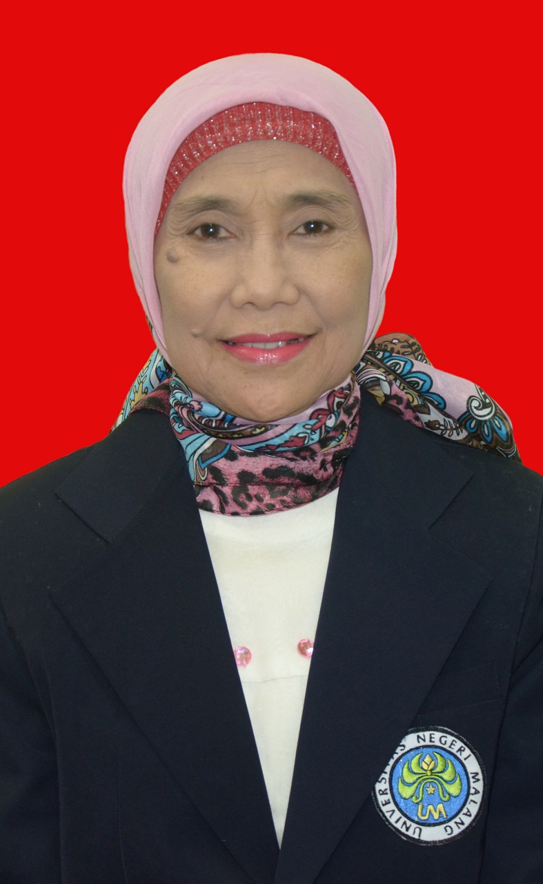 Prof. Dr. Siti Nurrochmah, M.Kes